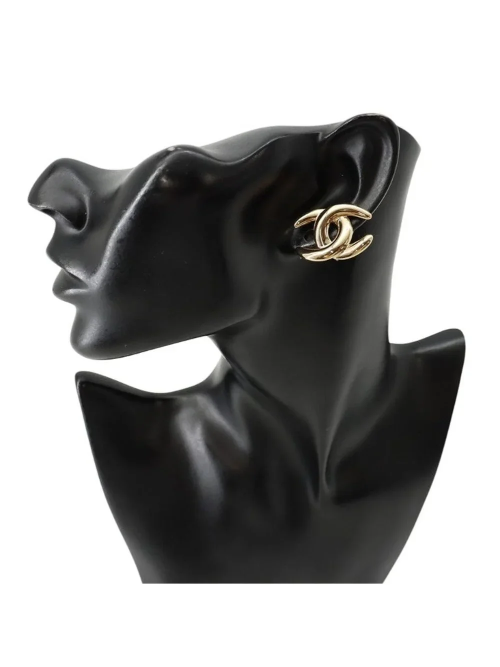 Chanel Earrings CC Logo